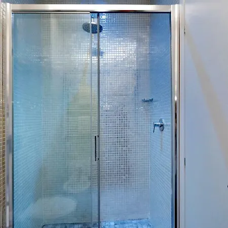 Just Chilling 4* 로마